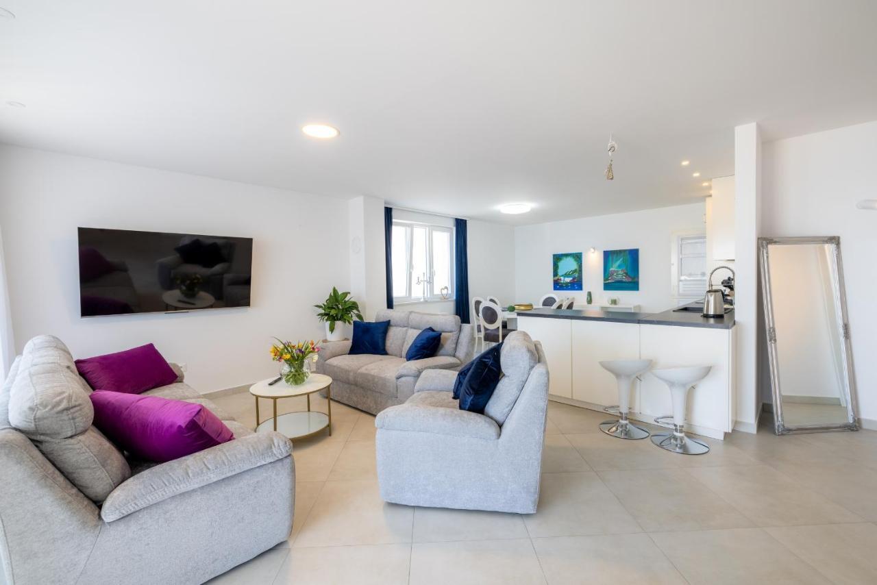 Villa Smaragd - Lapis - Luxury Apartment With Shared Pool Makarska Luaran gambar