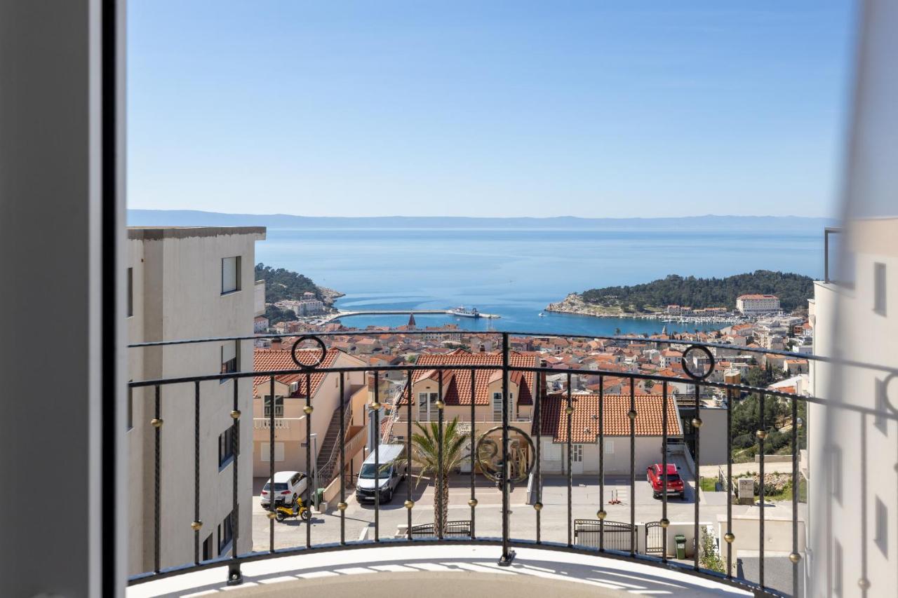 Villa Smaragd - Lapis - Luxury Apartment With Shared Pool Makarska Luaran gambar