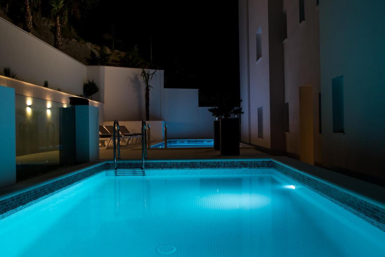 Villa Smaragd - Lapis - Luxury Apartment With Shared Pool Makarska Luaran gambar